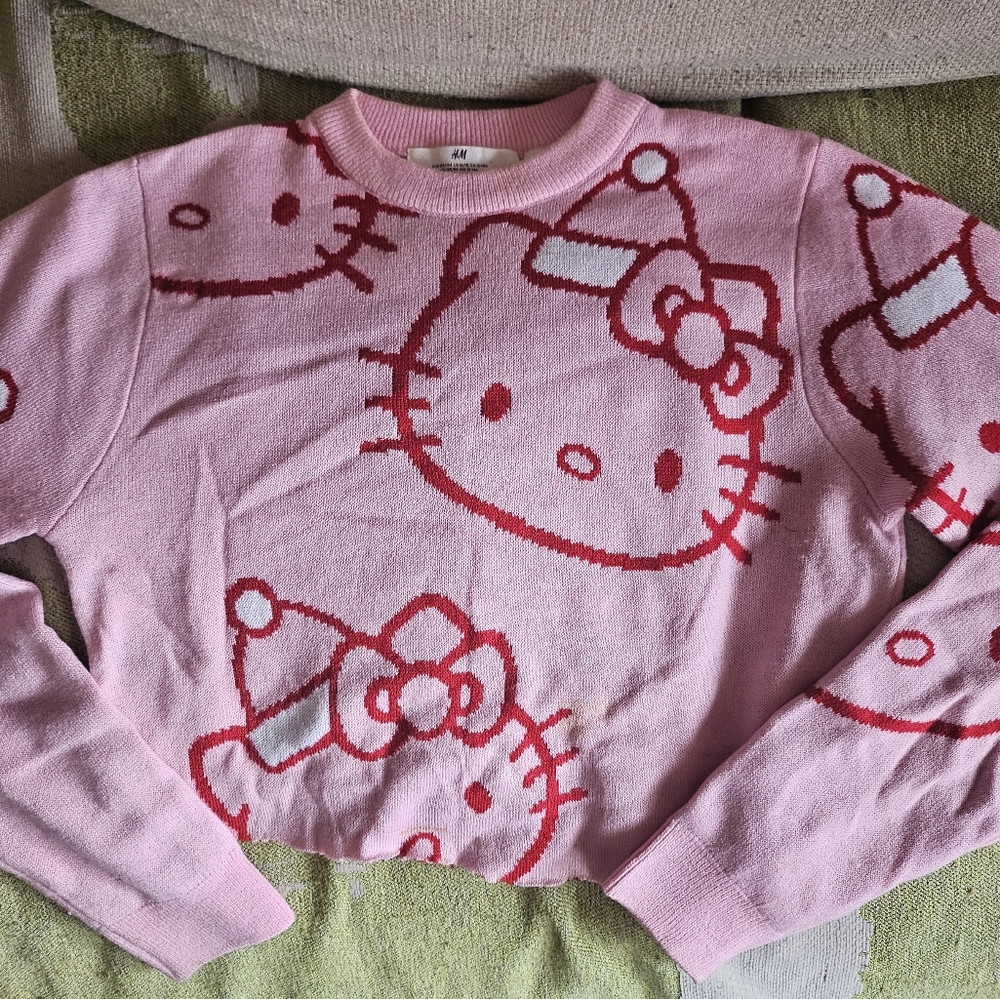 **SOLD**Sanrio & HM Hello Kitty Collab, Cropped Baby Pink Sweatshirt Size XS